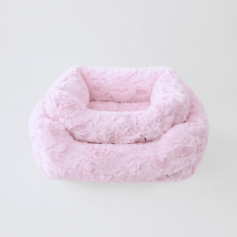 Bella Dog Bed (size: small)